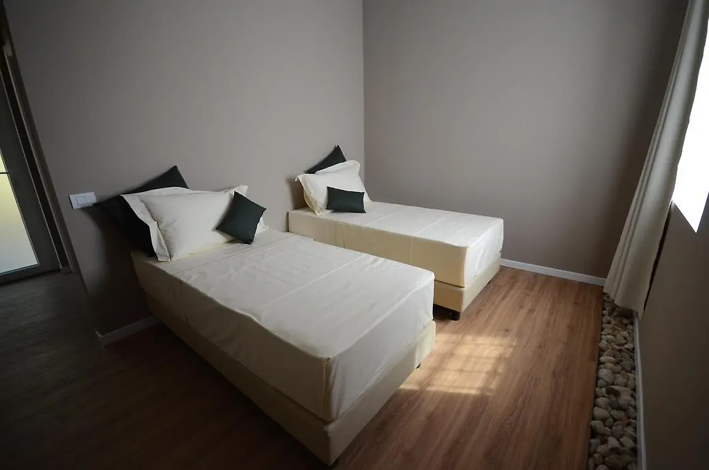 2Rooms Bed&Basta Legnano