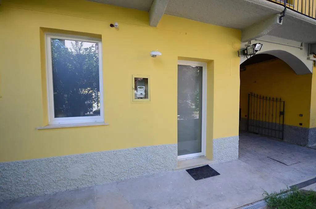 Guest house 2Rooms Bed&Basta Legnano